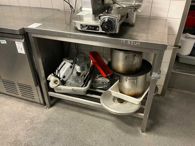Beuk rvs werktafel - afbeelding 1 van  4