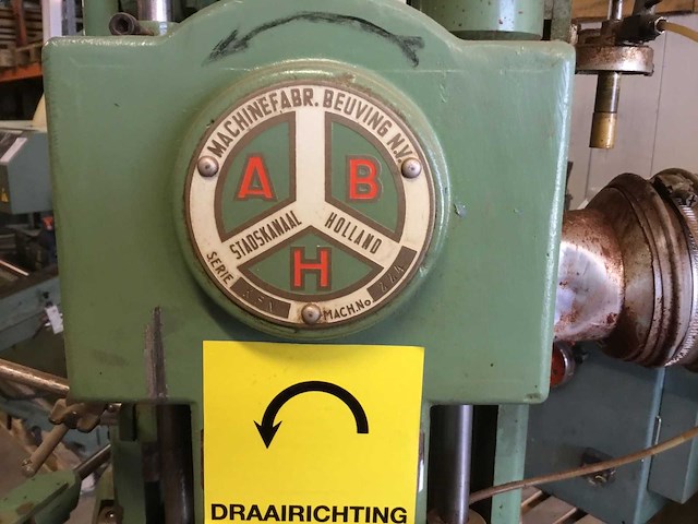 Beuving kfn kettinfrees verticale freesmachine - afbeelding 5 van  9