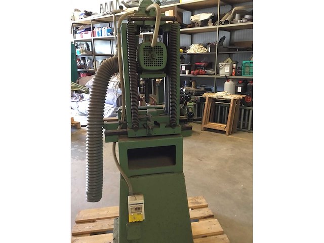 Beuving kfn kettinfrees verticale freesmachine - afbeelding 8 van  9