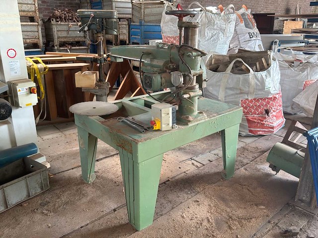 Beuving radiaalafkortzaagmachine - afbeelding 3 van  9