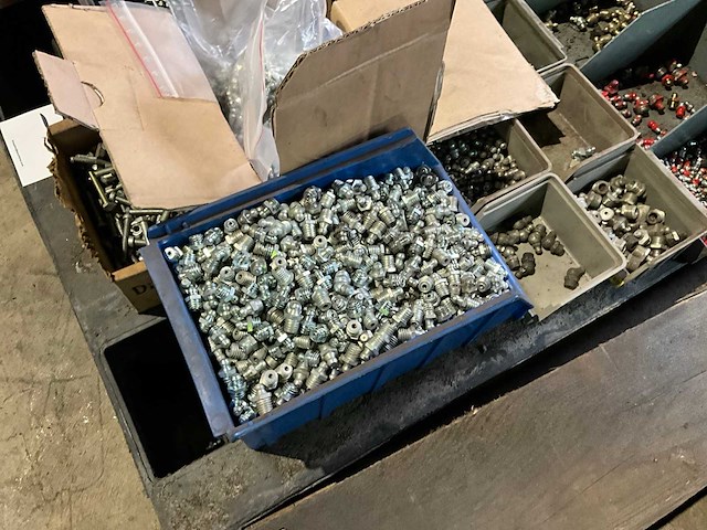 Bevestiging- en afbouw materialen - afbeelding 2 van  9