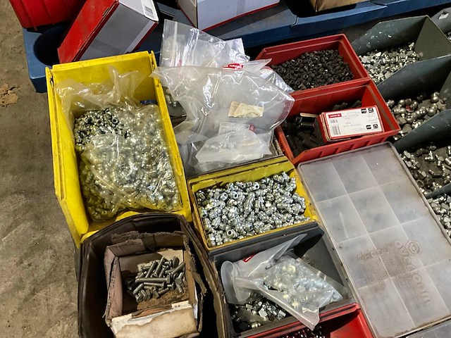 Bevestiging- en afbouw materialen - afbeelding 7 van  9