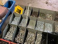 Bevestiging- en afbouw materialen - afbeelding 9 van  9