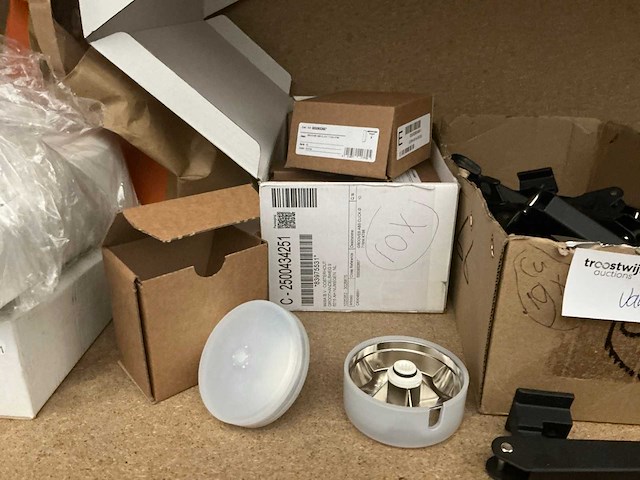 Bevestiging / installatiemateriaal divers - afbeelding 3 van  3