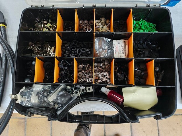 Bevestiging klemmetjes voor diverse merken - afbeelding 1 van  4