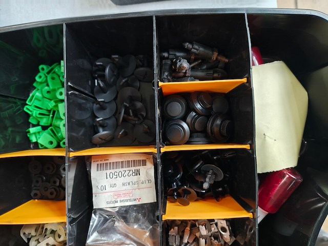 Bevestiging klemmetjes voor diverse merken - afbeelding 4 van  4
