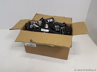 Bevestiging materiaal zonnepanelen. instelbare eindklem en middenklem d. adjustable endclamp black d - ca. 100 stuks - afbeelding 1 van  3