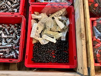 Bevestigingsmateriaal en koppelingen - afbeelding 7 van  8