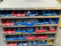 Bevestigingsmateriaal met rvs transportwagen (cleanroom kar) - afbeelding 3 van  6