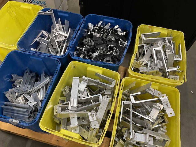 Bevestigingsmateriaal partij - afbeelding 2 van  3