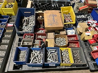 Bevestigingsmateriaal - afbeelding 1 van  7