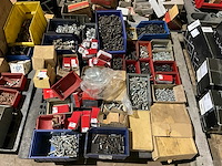 Bevestigingsmateriaal - afbeelding 1 van  8