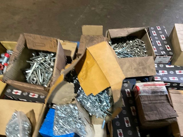 Bevestigingsmateriaal - afbeelding 8 van  8