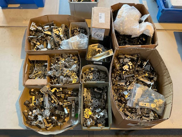 Bevestigingsmateriaal - afbeelding 1 van  8