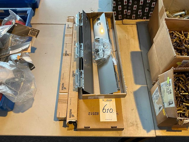 Bevestigingsmateriaal - afbeelding 1 van  4