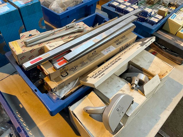 Bevestigingsmateriaal - afbeelding 1 van  5