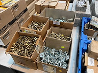 Bevestigingsmateriaal - afbeelding 1 van  6