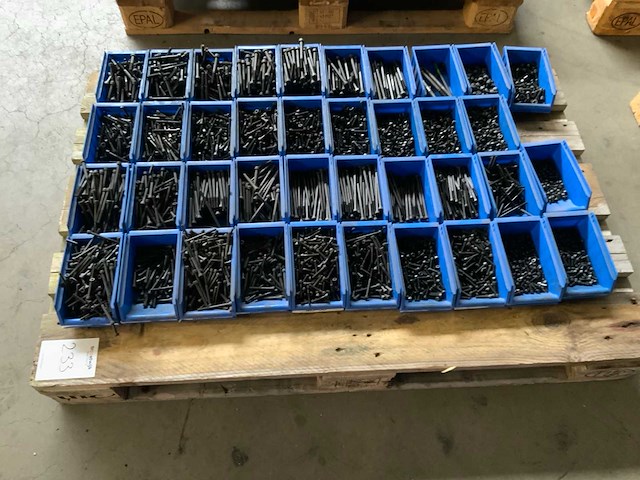 Bevestigingsmateriaal - afbeelding 2 van  2