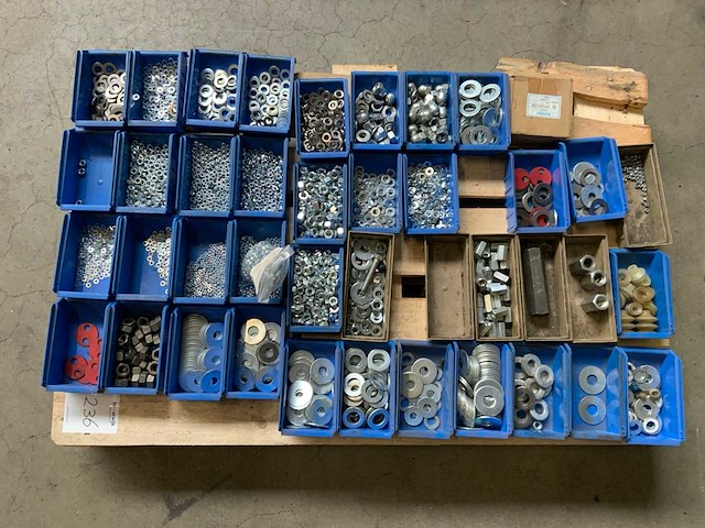 Bevestigingsmateriaal - afbeelding 1 van  2