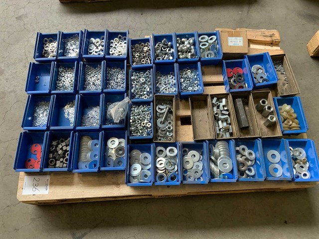 Bevestigingsmateriaal - afbeelding 2 van  2