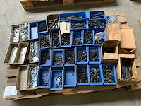 Bevestigingsmateriaal - afbeelding 2 van  2