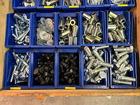 Bevestigingsmateriaal - afbeelding 1 van  1