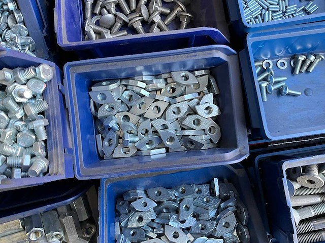 Bevestigingsmateriaal - afbeelding 6 van  15