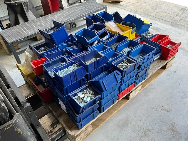 Bevestigingsmateriaal - afbeelding 1 van  15