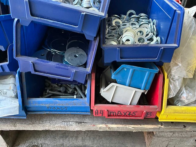 Bevestigingsmateriaal - afbeelding 11 van  15