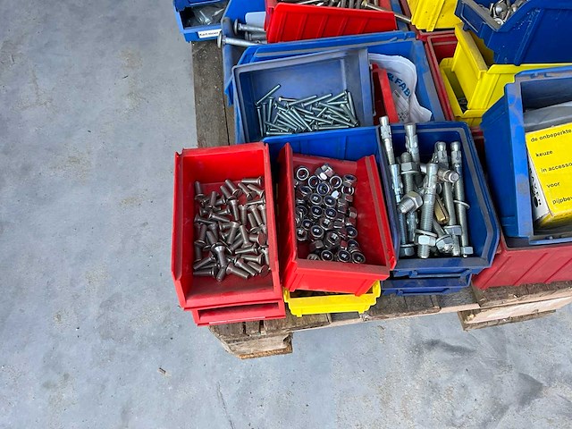 Bevestigingsmateriaal - afbeelding 15 van  15