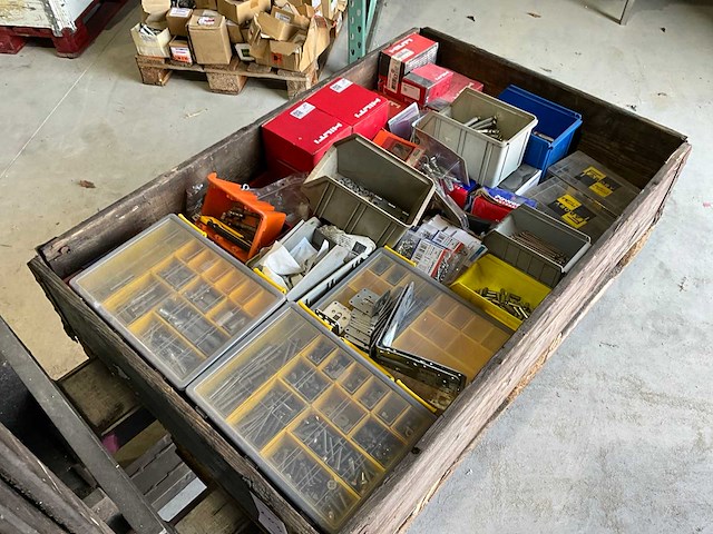 Bevestigingsmateriaal - afbeelding 1 van  14