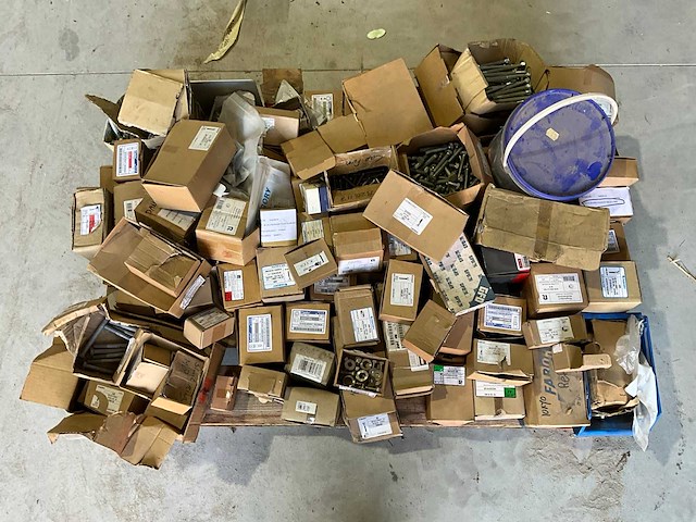 Bevestigingsmateriaal - afbeelding 1 van  12