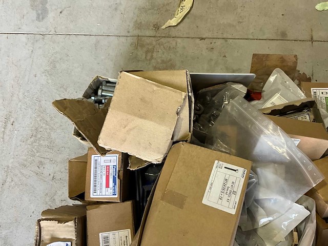 Bevestigingsmateriaal - afbeelding 12 van  12