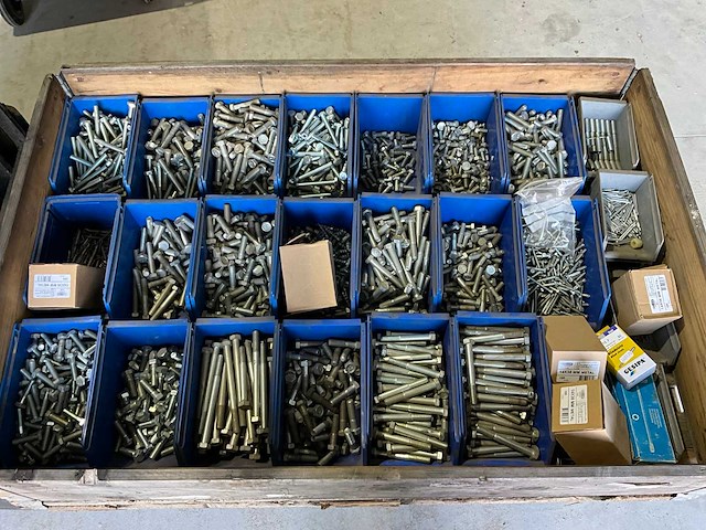 Bevestigingsmateriaal - afbeelding 1 van  6