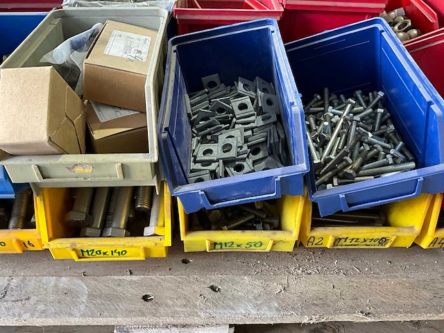 Bevestigingsmateriaal - afbeelding 10 van  10