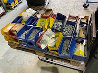 Bevestigingsmateriaal - afbeelding 1 van  7