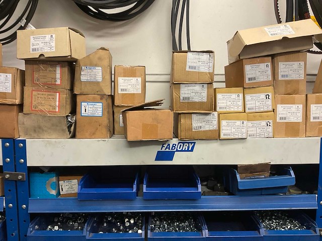 Bevestigingsmateriaal - afbeelding 32 van  57