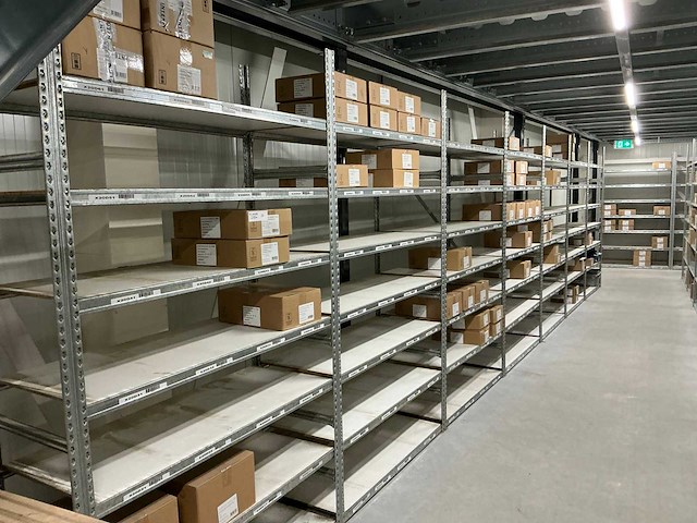 Bevestigingsmateriaal/beslag - afbeelding 1 van  30