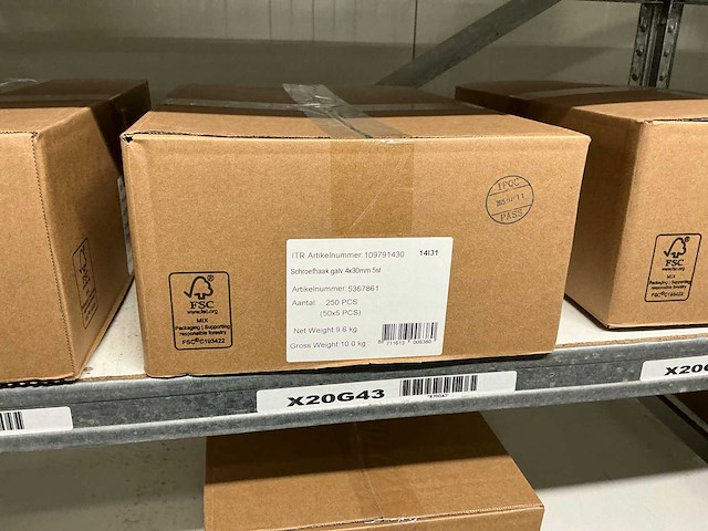 Bevestigingsmateriaal/beslag - afbeelding 13 van  30