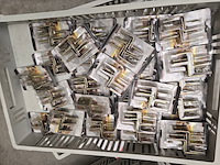 Bevestigingsmaterialen in 16 magazijnbakken. mix, partij - afbeelding 12 van  17