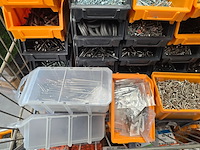 Bevestigingsmaterialen in 50 magazijnbakken. universeel, partij - afbeelding 5 van  11