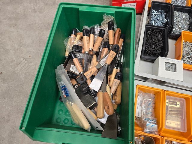 Bevestigingsmaterialen in 8 magazijnbakken. mix, partij - afbeelding 7 van  8