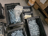 Bevestigingsmaterialen in magazijnbakken partij - afbeelding 9 van  14