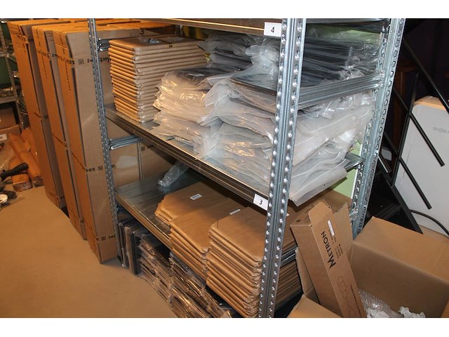 Bevestigingsplaten, ankersets en beugels t.b.v. laadpalen in 5 stellingsdelen. - afbeelding 1 van  9