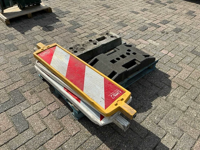 Bewegwijzering (3x) - afbeelding 1 van  6