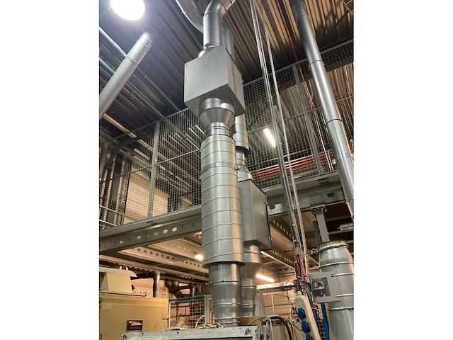 Bewerkingscabine met afzuiging (2x) - afbeelding 9 van  12