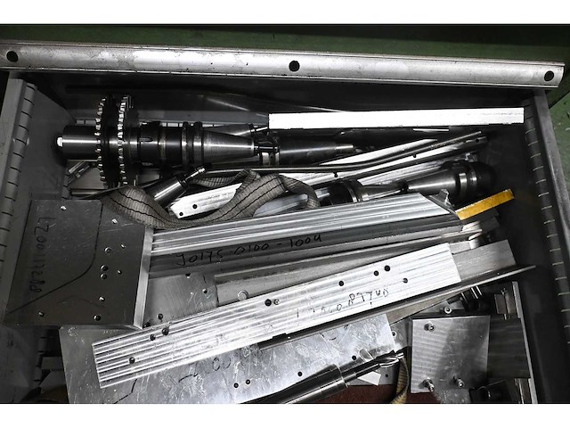 Bewerkingscentrum gereedschappen set inclusief 2 x 8-delige hagro gereedschapladenkast met inhoud - afbeelding 7 van  13