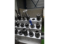 Bewerkingscentrum gereedschappen set inclusief 2 x 8-delige hagro gereedschapladenkast met inhoud - afbeelding 25 van  29