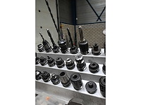 Bewerkingscentrum gereedschappen set inclusief 2 x 8-delige hagro gereedschapladenkast met inhoud - afbeelding 26 van  29