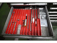 Bewerkingscentrum gereedschappen set inclusief 2 x 8-delige hagro gereedschapladenkast met inhoud - afbeelding 24 van  29